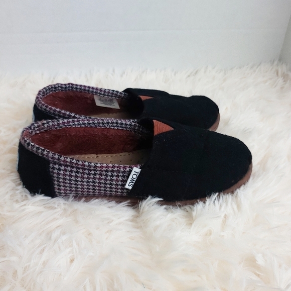 TOMS Black Comfy Shoes Unisex toddler‎ Sz 11 - Picture 2 of 6